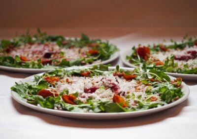 Carpaccio: Teller­poesie aus Fleisch, Fisch oder Gemüse